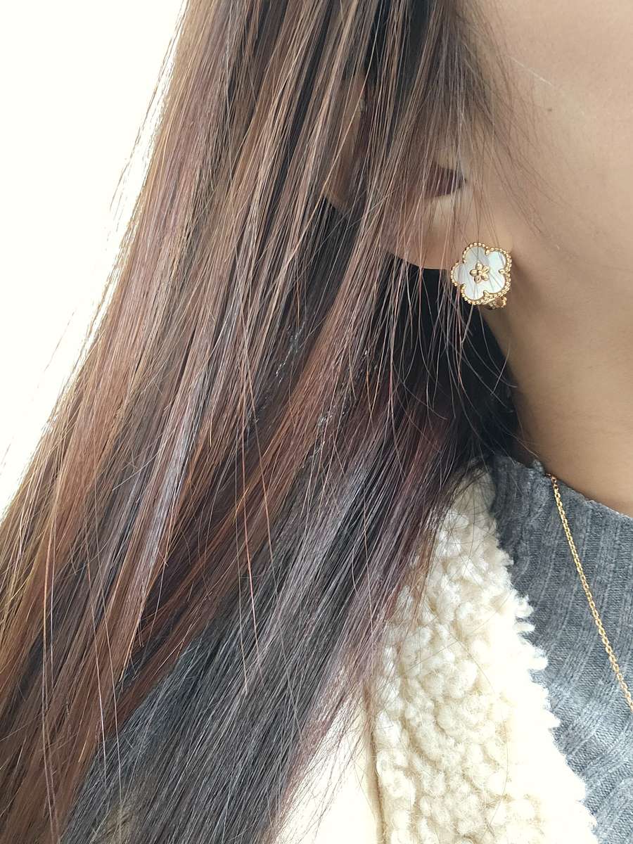 블랙핑크 로제 생로랑 아이케어 맥시 쇼퍼백 관련 가방 이미지 93